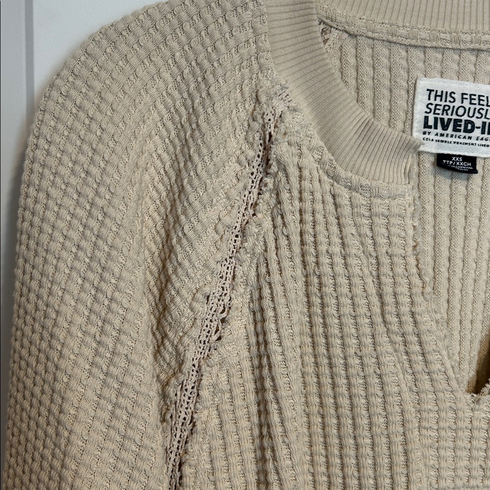 American Eagle Big Hug Notch Neck Waffle Sweatshirt in Cream Women's XXS - Picture 3 of 4